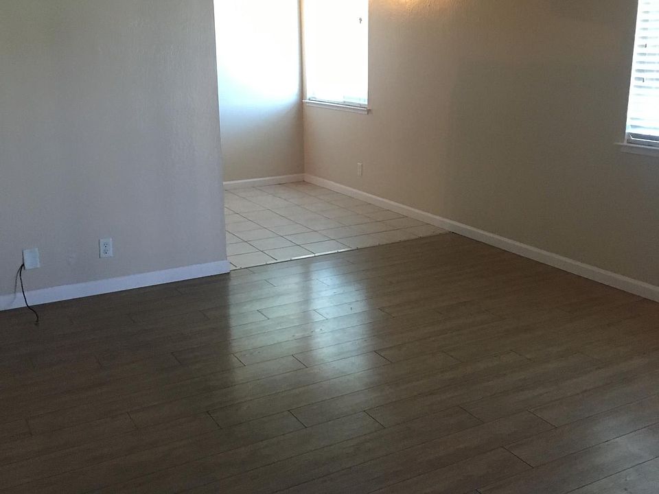 1st image of 272 La Pala Dr APT 18