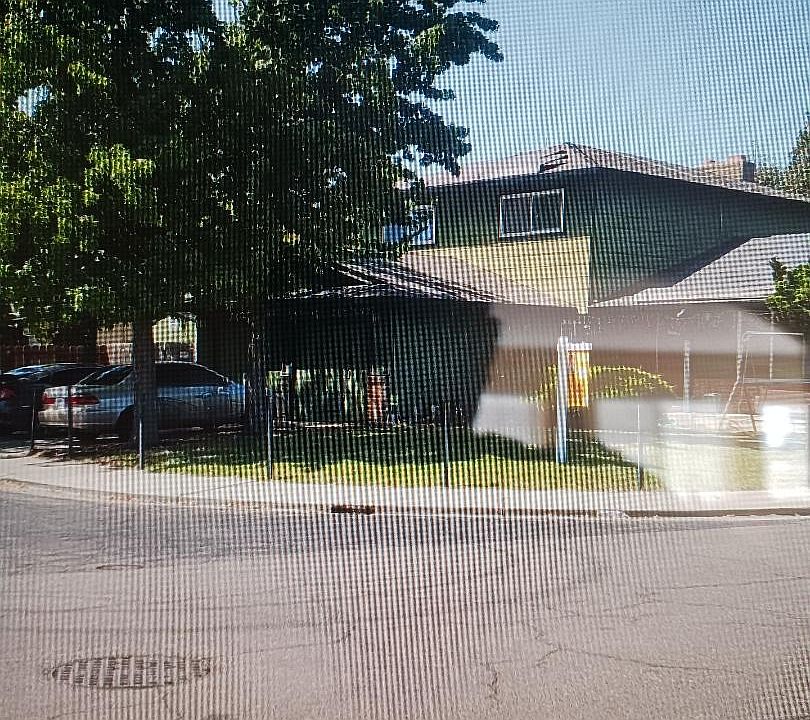 2nd image of 225 Lock Ct