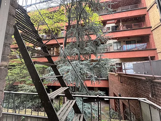 Rented by Compass | media 8