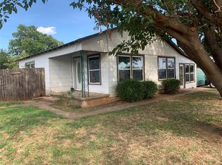 710 N Cleveland Ave, Rotan, TX 79546