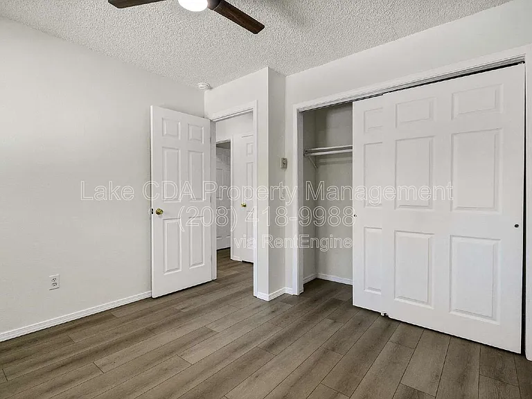 906 N 2nd St — Photo 17