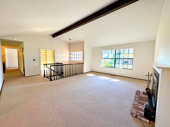 4th image of 3116 Goodwin Ave