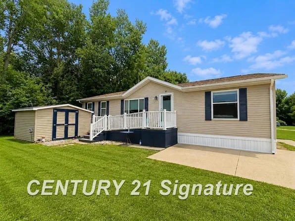 277 Armstrong Ave, Flushing, MI 48433