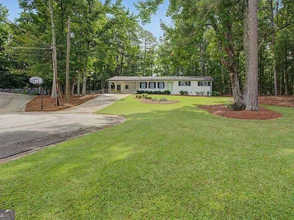 6501 Short Dr, Winston, GA 30187