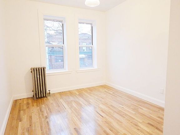 5th image of 452 Suydam St #2A