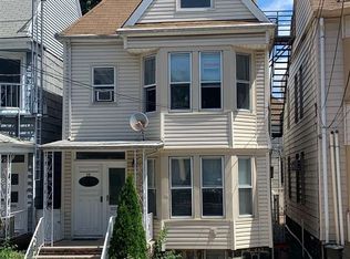 38 46th St, Weehawken, NJ 07086