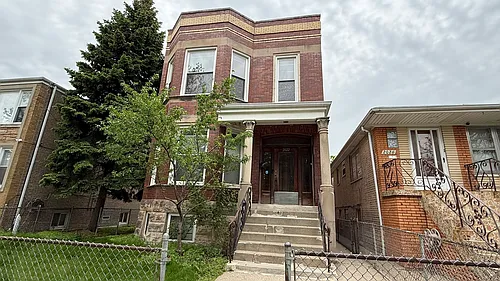 2022 N Lawler Ave #2 Photo 1 2022 N Lawler Ave #2 Photo 1