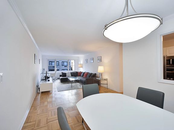 5th image of 333 E 66th St APT 8D