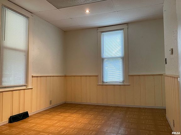 3rd image of 5523 N Humboldt Ave