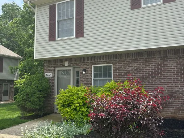 3465 S Oaklawn Cir, Bloomington, IN 47401