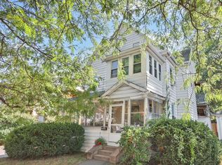 56 Laurel St, Holyoke, MA 01040