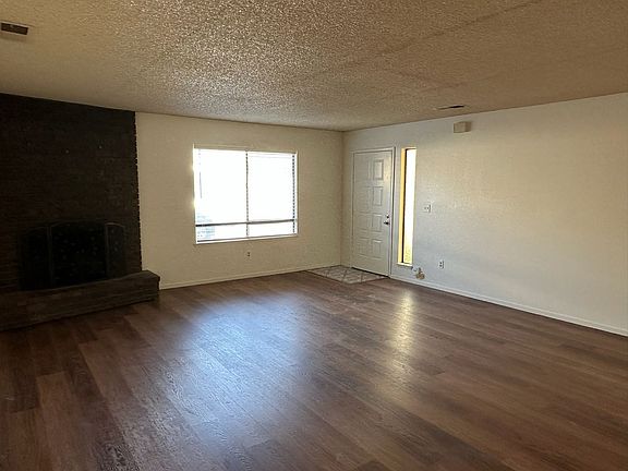 2nd image of 1847 E Laura Ave