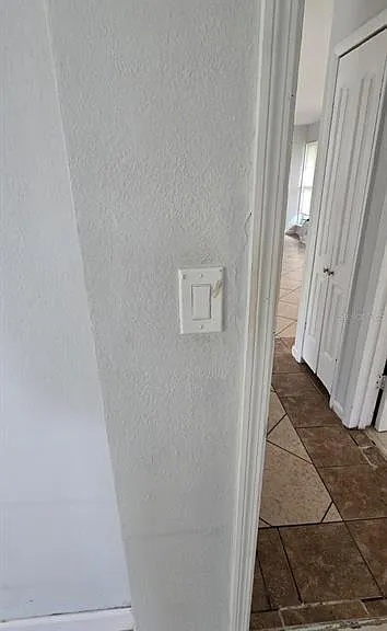 480 Sharon Cir — Photo 10