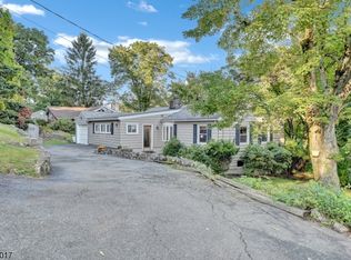 6 Longview Rd, West Milford, NJ 07480