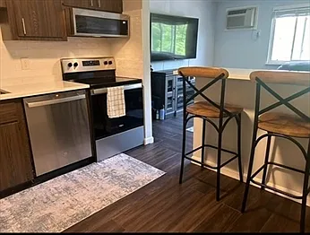1 bed, 645 sqft, $2,200 — Photo 3