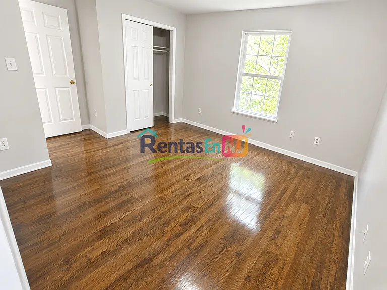 306 S 7th St #2A — Photo 2