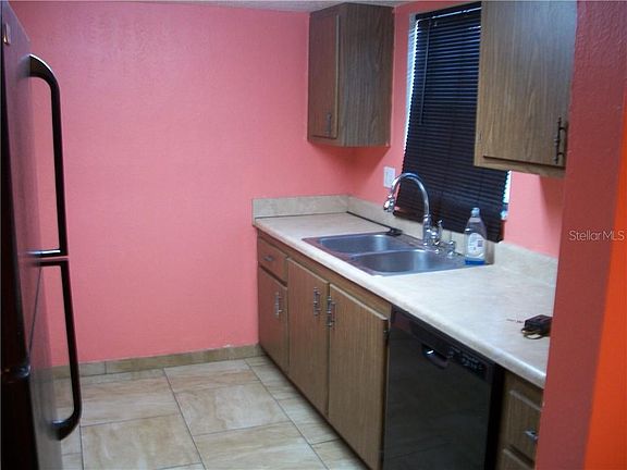 4th image of 200 Country Club Dr APT 507