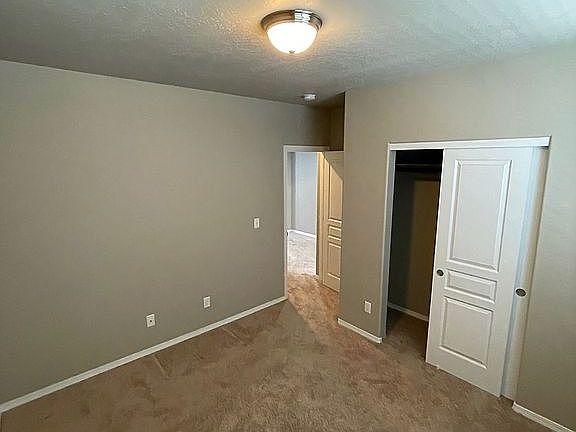 5th image of 20354 Elaine Ln