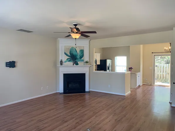 5113 Echo Ridge Rd, Raleigh, NC 27612