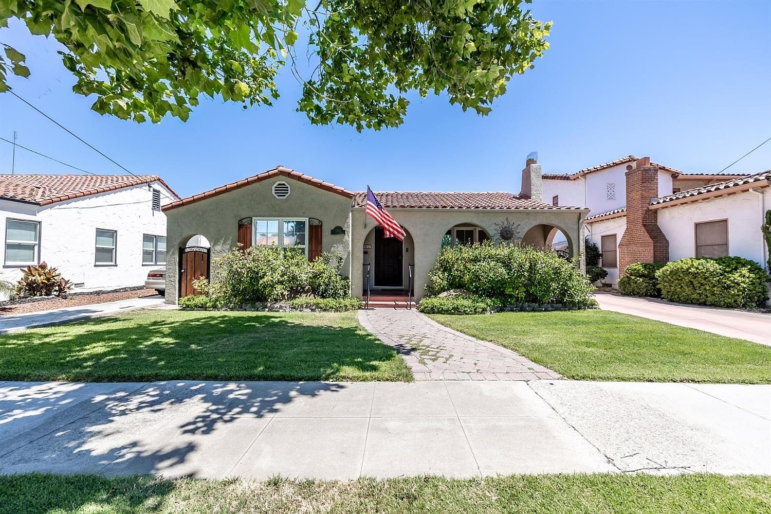 956 J St Los Banos Ca Zillow