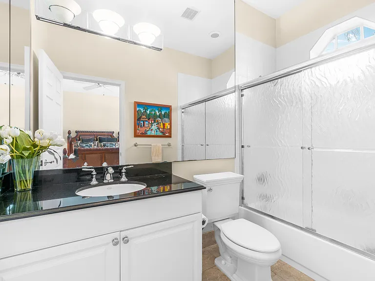 16850 Colchester Ct — Photo 24