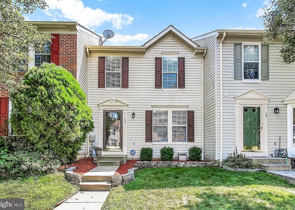 1st image of 105 Paden Ct