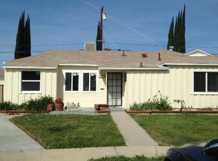 19422 Scroll St, Reseda, CA 91335