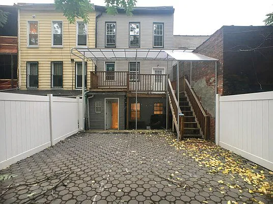 Rented by Avenue Sotheby's International Realty | media 7