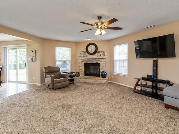 4th image of 10362 Lee Stewart Ln