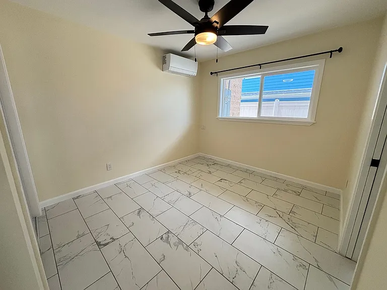 1674 Kino St — Photo 12