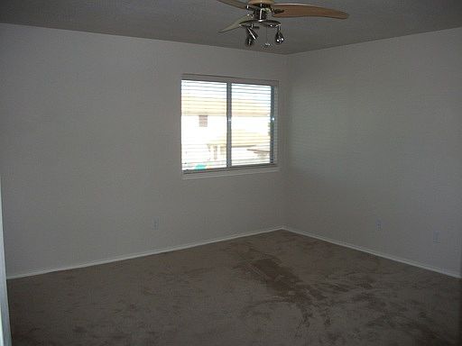 5th image of 5505 Saegert Ct