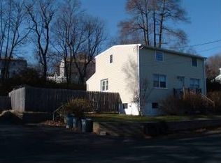 151 Peabody St, W Haven, CT 06516