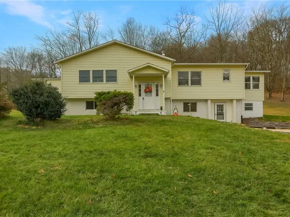 346 Mack Hollow Rd, Georgetown, PA 15043