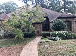12 Stonegate Dr, Longview, TX 75601