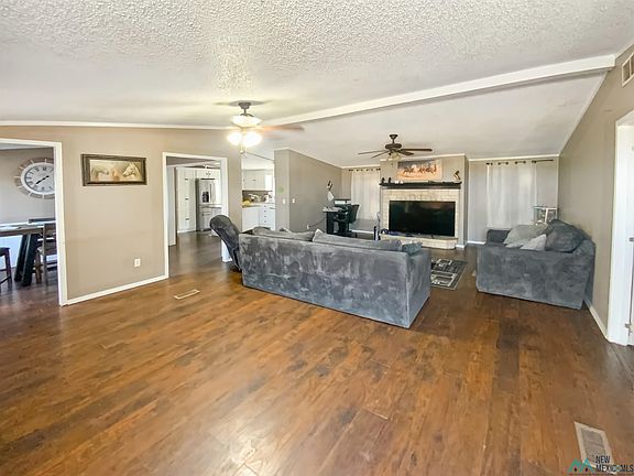 3rd image of 8413 N Plainfield Dr