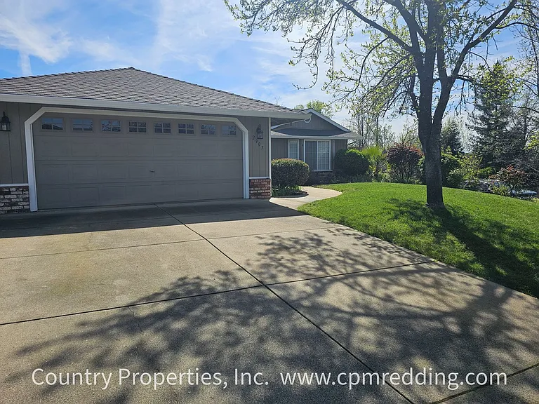 2907 Snow Fire Ct — Photo 3