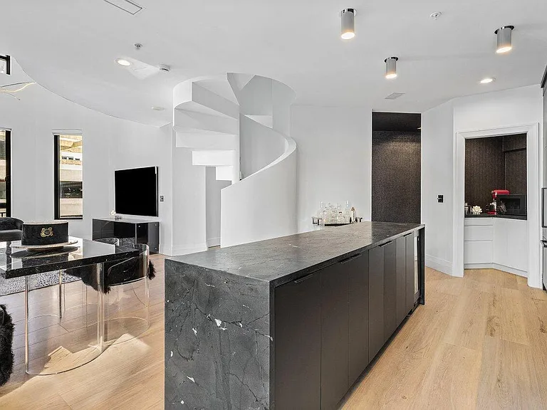 801 S Olive Ave #427 — Photo 7