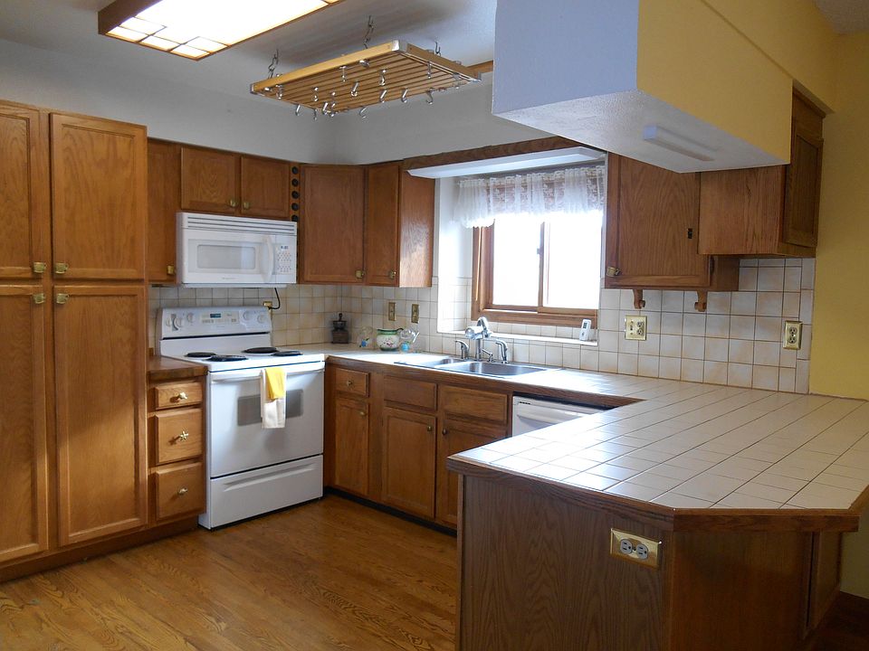 Bright Sunny Kitchen