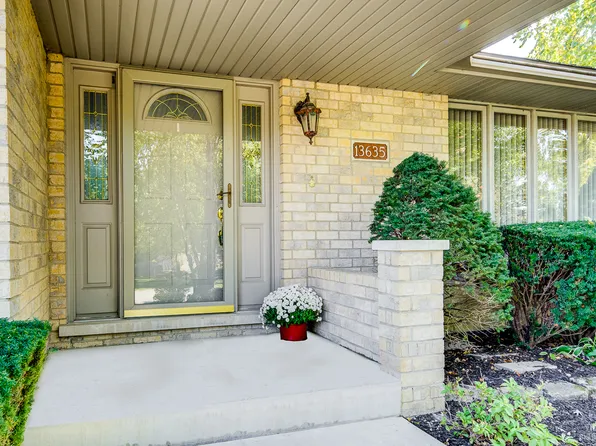 13635 S Dublin Dr, Homer Glen, IL 60491