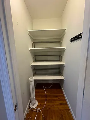 Rented by Sterea Realty Group LLC | media 39