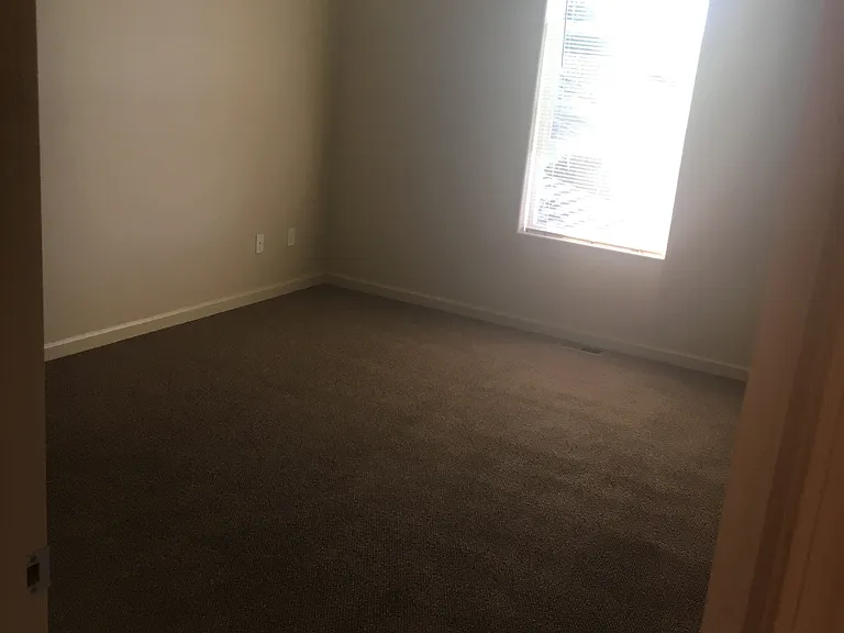 728 SE Scenic View Dr #1A — Photo 3