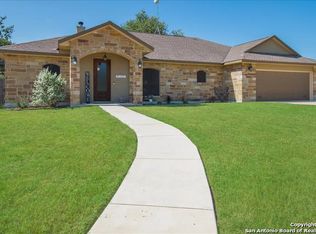 1610 Pecan Cir, Pleasanton, TX 78064