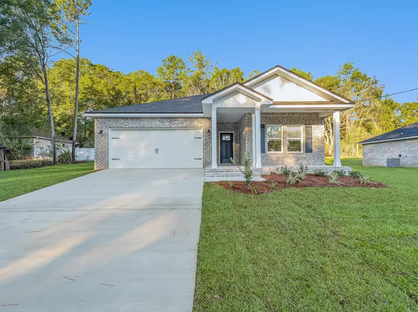 5848 E Dogwood Dr, Crestview, FL 32539