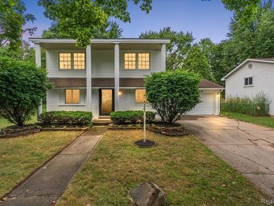 18993 Brentwood St, Livonia, MI, 48152
