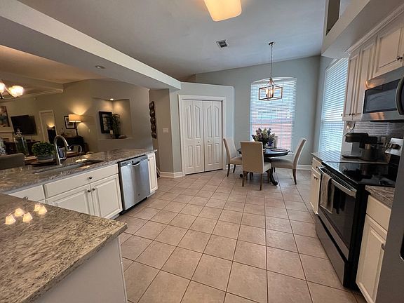 4th image of 9154 McDougal Ct