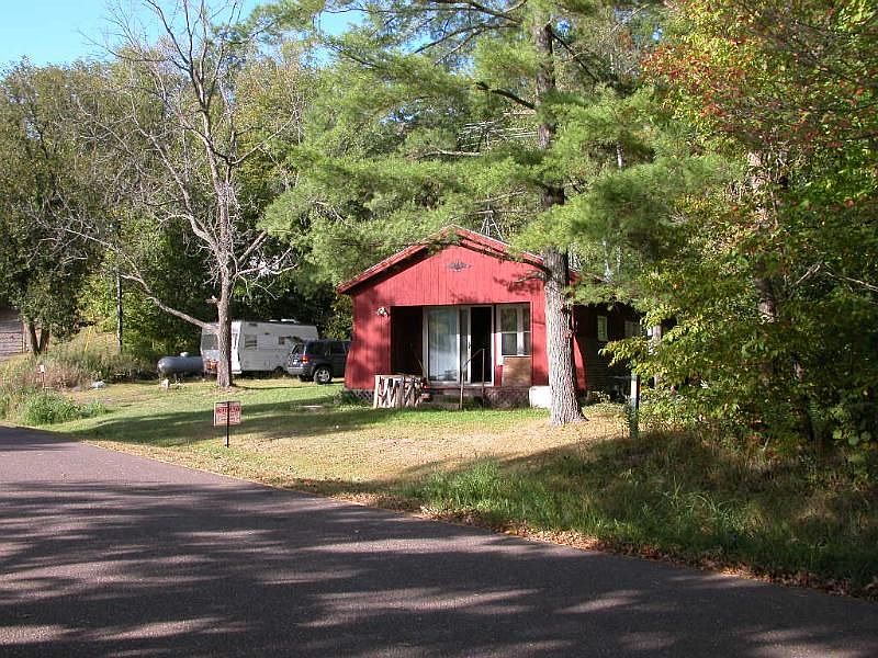 1st image of 20998 Lakewood Dr