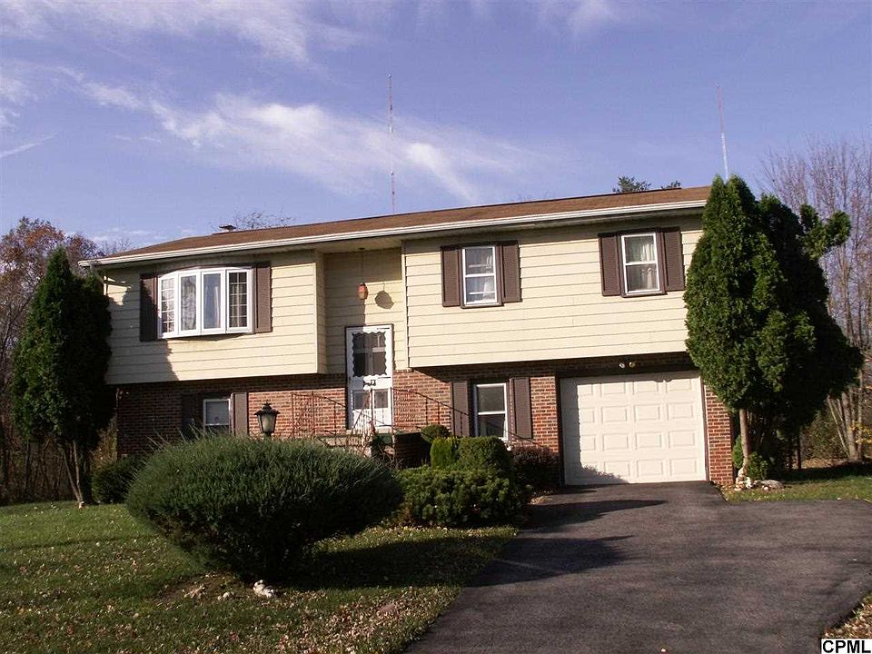 2nd image of 5 Laurel Dr