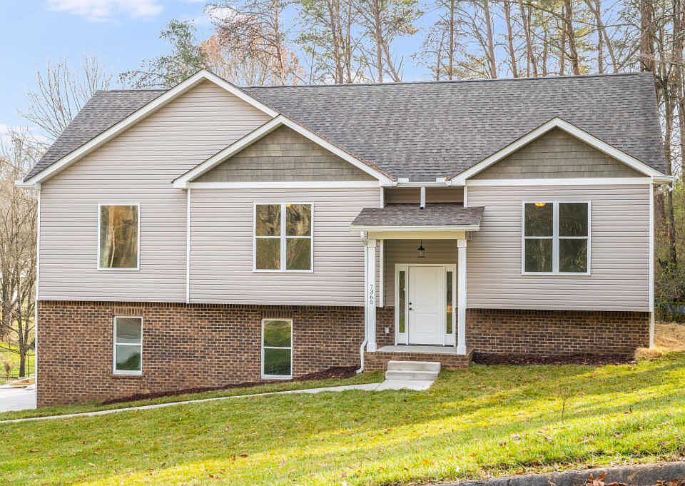 1st image of 7365 McCormack Dr