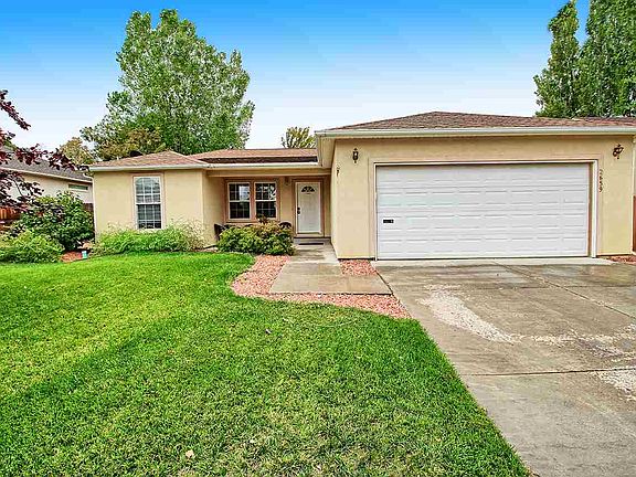 3rd image of 2659 Grand Vista Dr