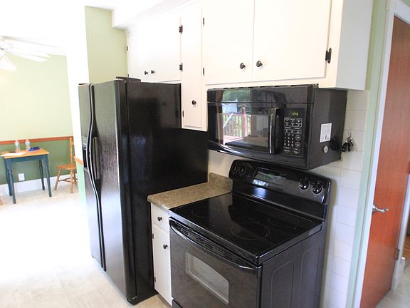 2nd image of 2360 Jansen Ave